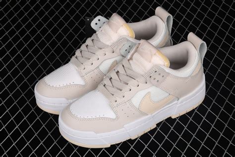 Nike Nike Dunk Low Disrupt Trainers Sail Pearl White Desert。